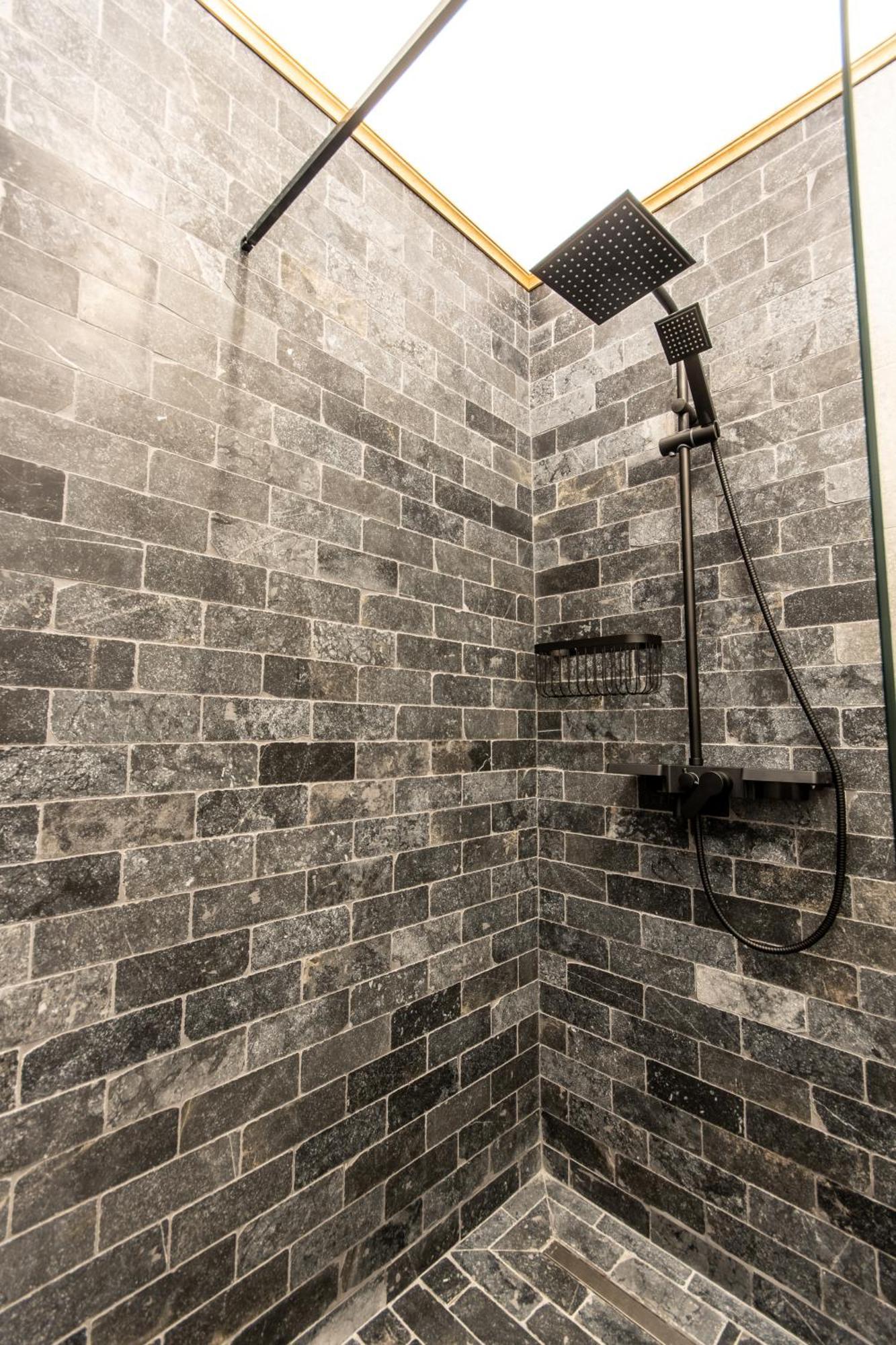 Apartamento Zur Linde Sibiu Habitación foto